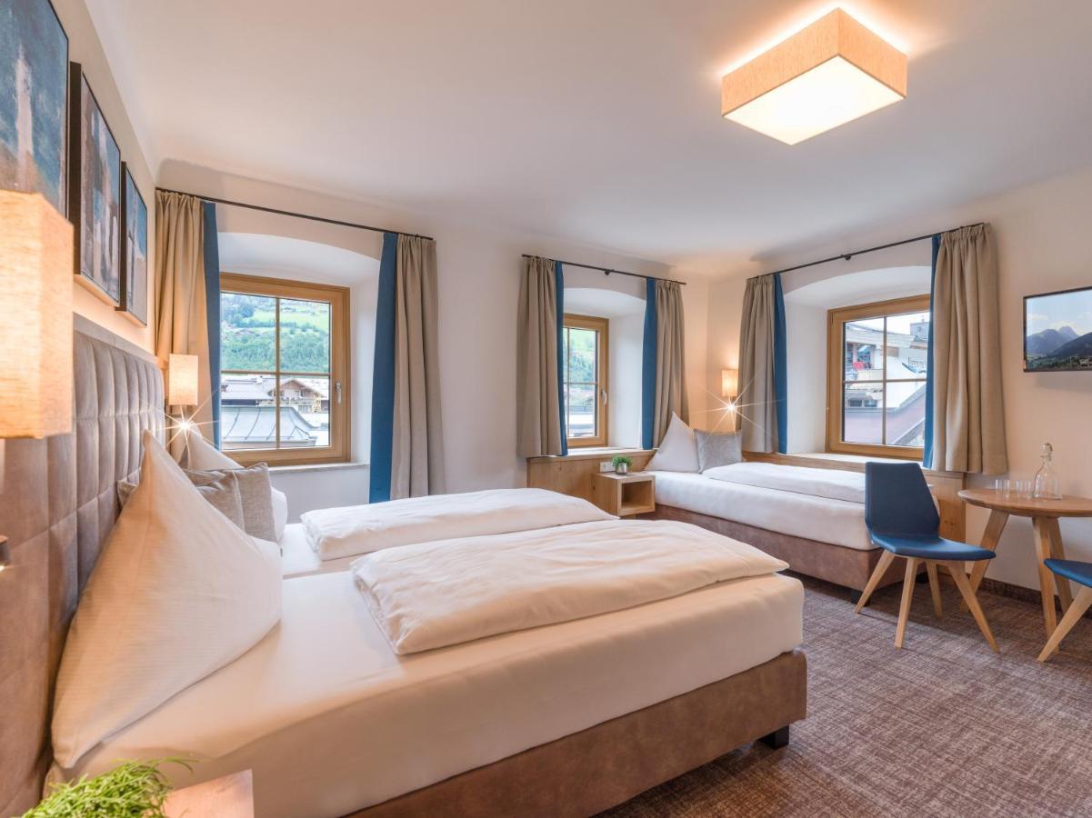 Alpen Glueck Hotel Unterm Rain Garni Kirchberg in Tirol Exterior foto